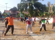 Wakapolsek Pelawan Singkut Senam Bersama di Desa Pasar Singkut