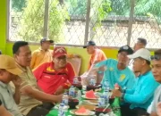 Serka Sutaryo Babinsa Desa Pasar Dukung Giat Senam Bersama di Singkut