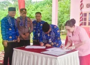 Berita utama ,,,,,,Bupati Sarolangun Hadiri Peresmian TK Kemala Bhayangkari