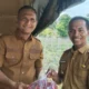 Gunakan Dana Pribadi Saking Gembiranya Melihat Hasil Panen Cabe, Bupati Sarolangun Borong Puluhan Kilo di Desa Pelawan Jaya 