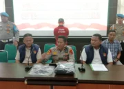 Dipicu Rasa Cemburu Seorang Pria Tusuk Tetangga Hingga Tewas
