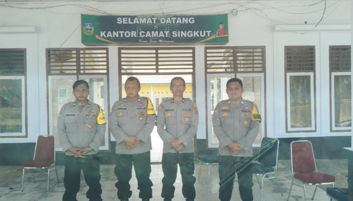 Polsek Pelawan Singkut Laksanakan Pengamanan Penuh Kotak Suara dan Hasil Penghitungan Pilkades Serentak 2026